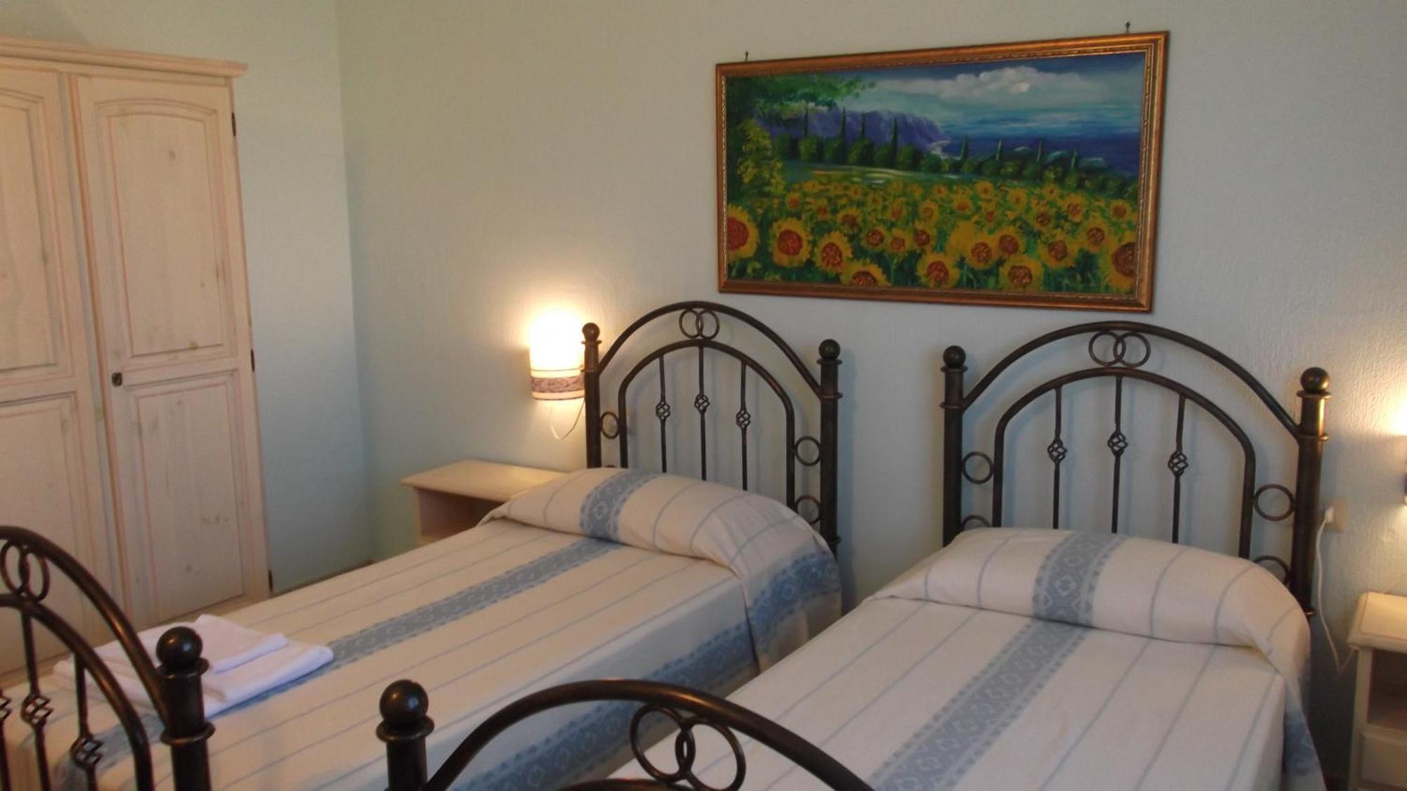 Hotel Baia Cea باري ساردو الغرفة الصورة