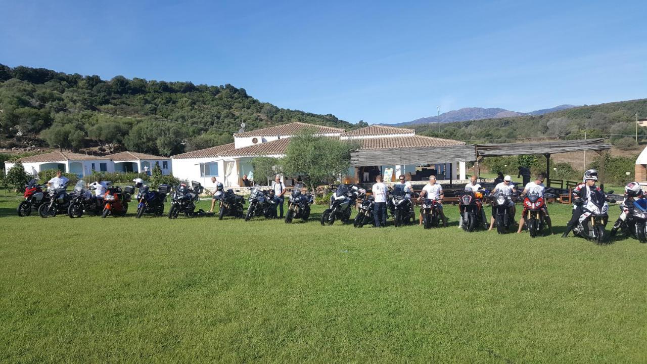 Hotel Baia Cea باري ساردو المظهر الخارجي الصورة